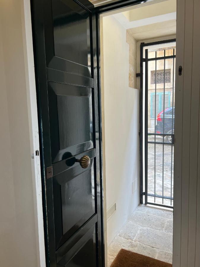 Li Turnisi Apartment Lecce Zewnętrze zdjęcie